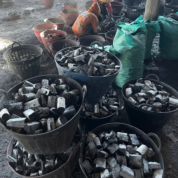 Than củi 02